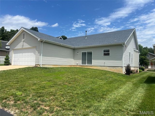 321 Hawks View Drive, O'fallon, MO 63368