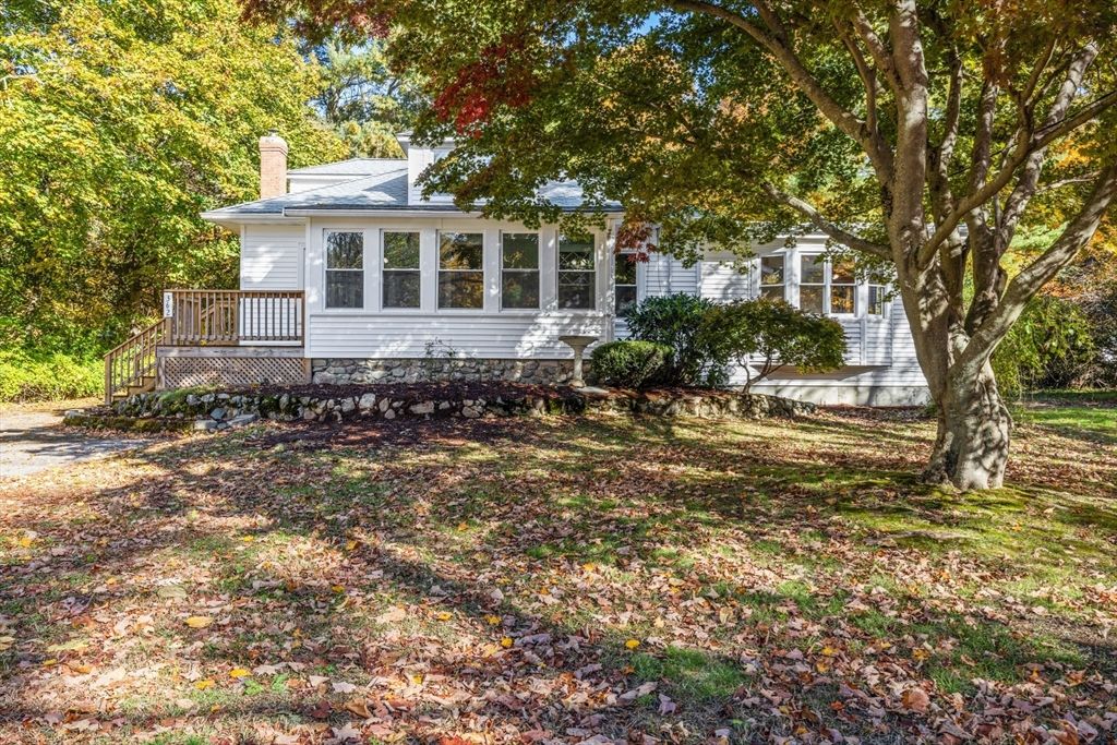 362 Lincoln St, Stoughton, MA 02072