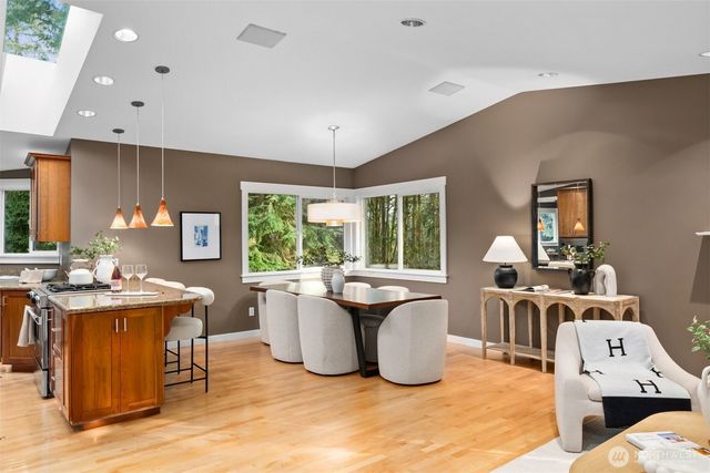 20341 170th Avenue NE, Woodinville, WA 98072