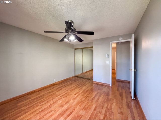 11776 Sw BOONES BEND Dr, Beaverton, OR 97008