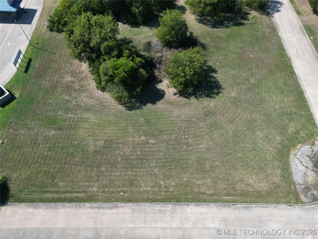 1405 Brookview Drive, Ardmore, OK 73401