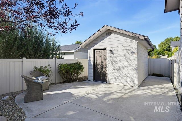 10335 W Wyatt Earp Drive, Star, ID 83669