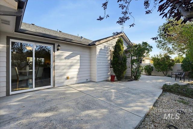 10335 W Wyatt Earp Drive, Star, ID 83669