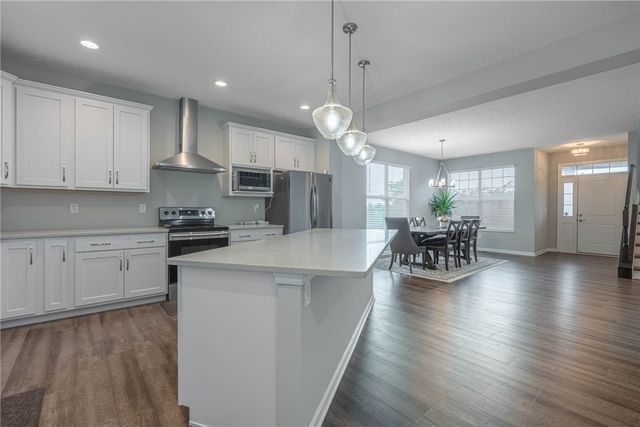 225 Pointe Oakwood Way, Oakwood, OH 45409