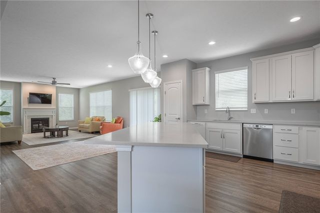225 Pointe Oakwood Way, Oakwood, OH 45409