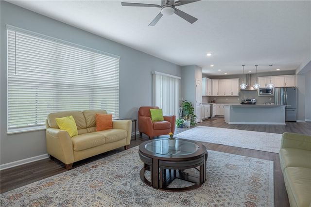 225 Pointe Oakwood Way, Oakwood, OH 45409