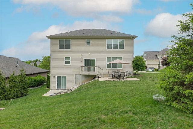225 Pointe Oakwood Way, Oakwood, OH 45409