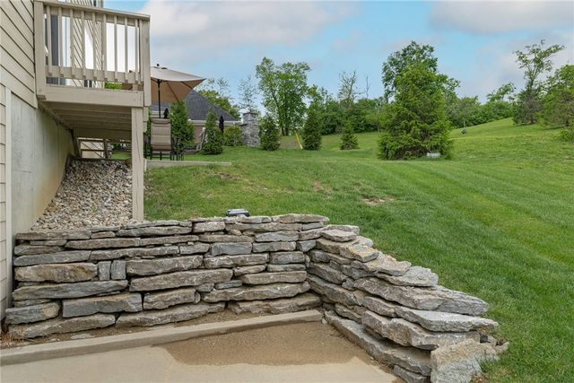 225 Pointe Oakwood Way, Oakwood, OH 45409