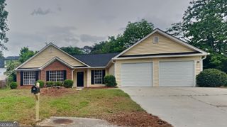 1229 Huntington Place Circle, Lithonia, GA 30058