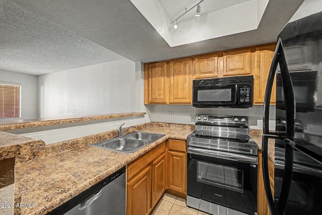 3535 W TIERRA BUENA Lane 274, Phoenix, AZ 85053