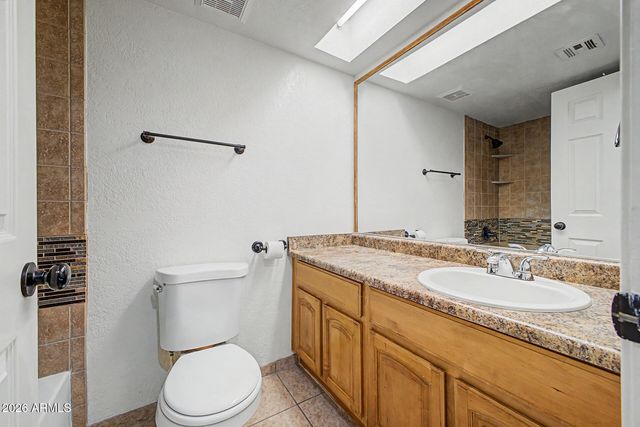 3535 W TIERRA BUENA Lane 274, Phoenix, AZ 85053