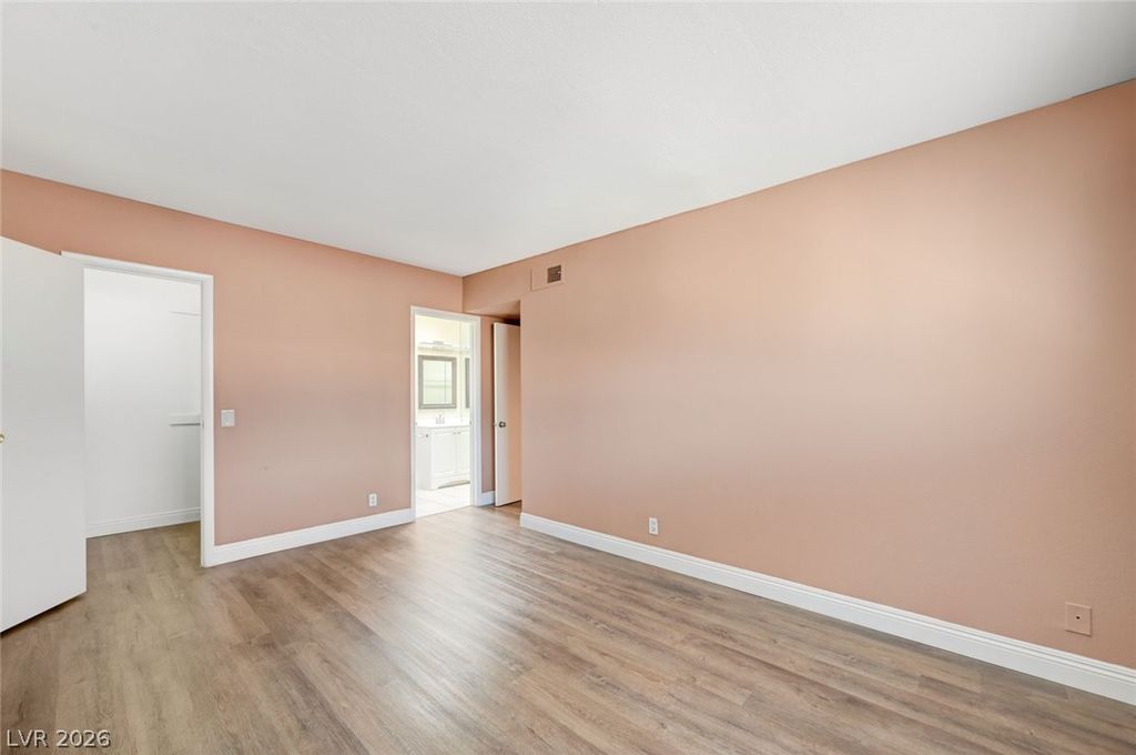 Image 30 of property listing at 4511 Sirius Avenue, Las Vegas, NV 89102