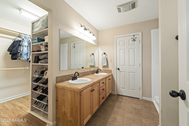 704 Breaux Road, Lafayette, LA 70507