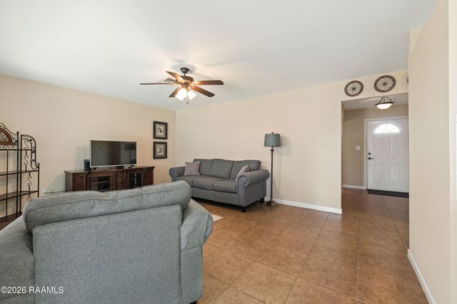 704 Breaux Road, Lafayette, LA 70507