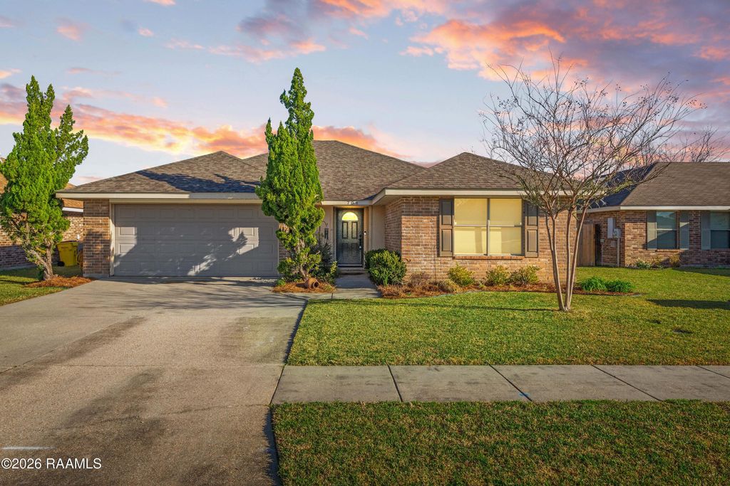 704 Breaux Road, Lafayette, LA 70507