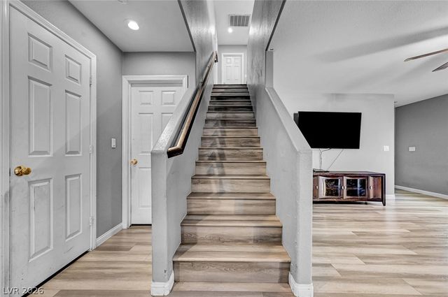 3966 Shimmering Plains Street, Las Vegas, NV 89129