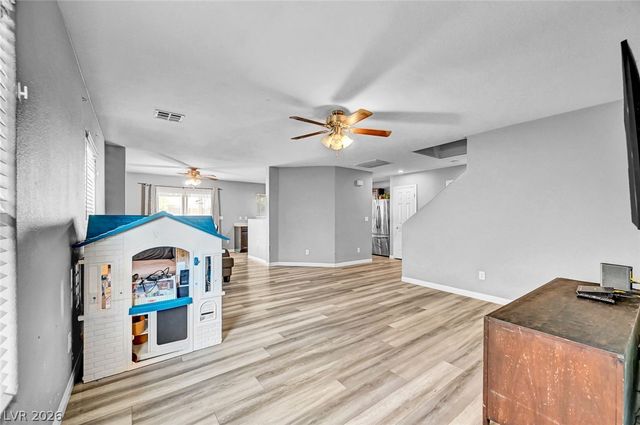 3966 Shimmering Plains Street, Las Vegas, NV 89129