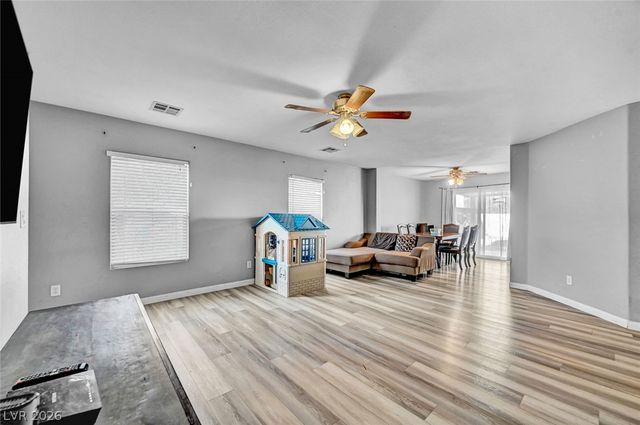 3966 Shimmering Plains Street, Las Vegas, NV 89129