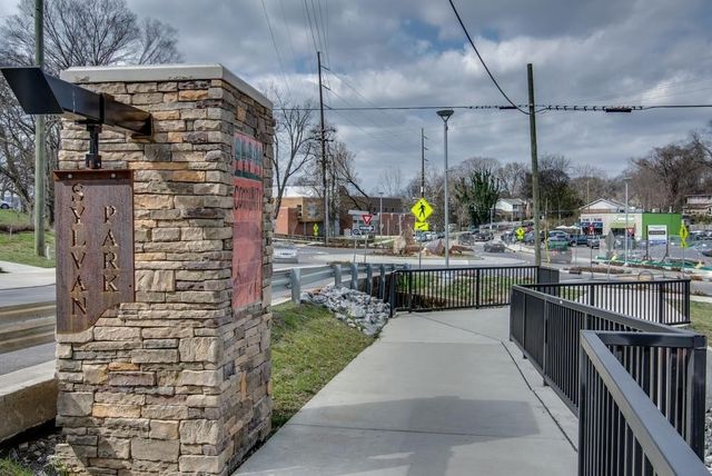 517 Sloan Rd, Nashville, TN 37209