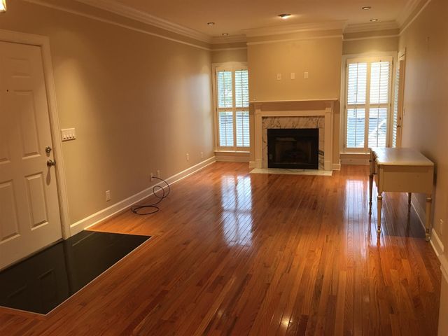 517 Sloan Rd, Nashville, TN 37209