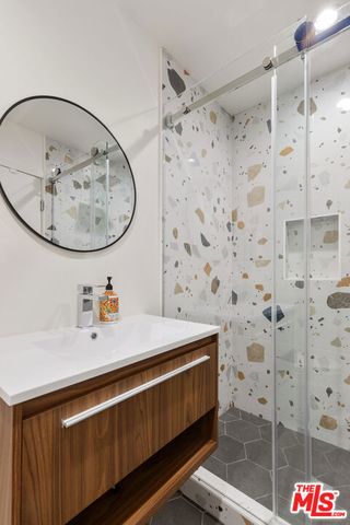 6743 Colgate Avenue, Los Angeles, CA 90048