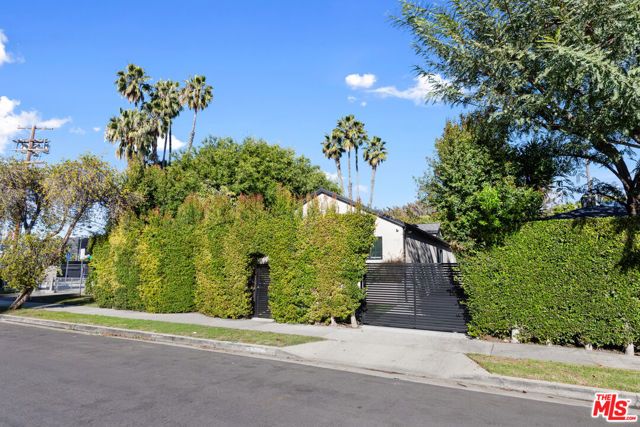 6743 Colgate Avenue, Los Angeles, CA 90048