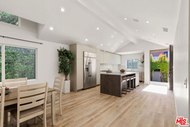 6743 Colgate Avenue, Los Angeles, CA 90048