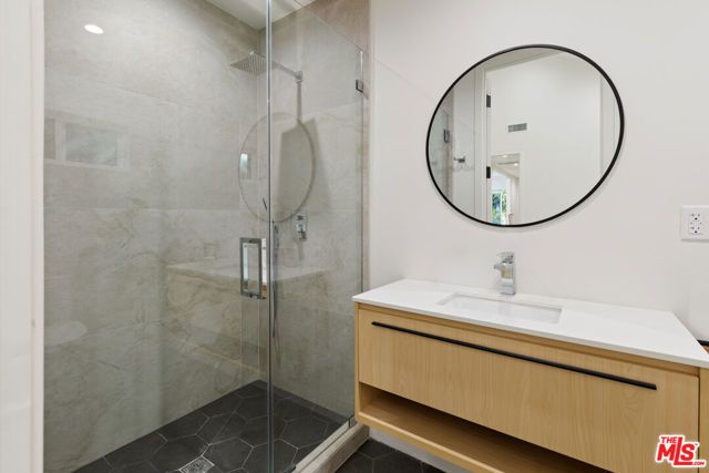 6743 Colgate Avenue, Los Angeles, CA 90048