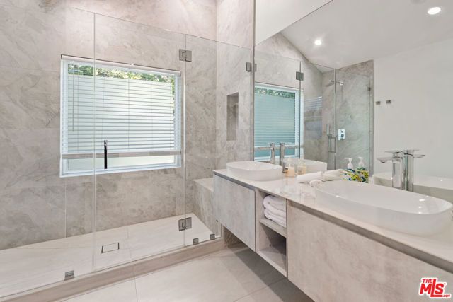 6743 Colgate Avenue, Los Angeles, CA 90048