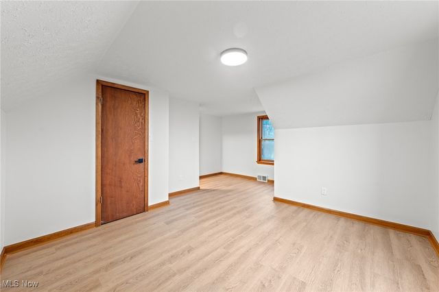 5266 Wilson Mills Road, Richmond Heights, OH 44143