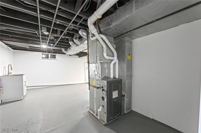 5266 Wilson Mills Road, Richmond Heights, OH 44143