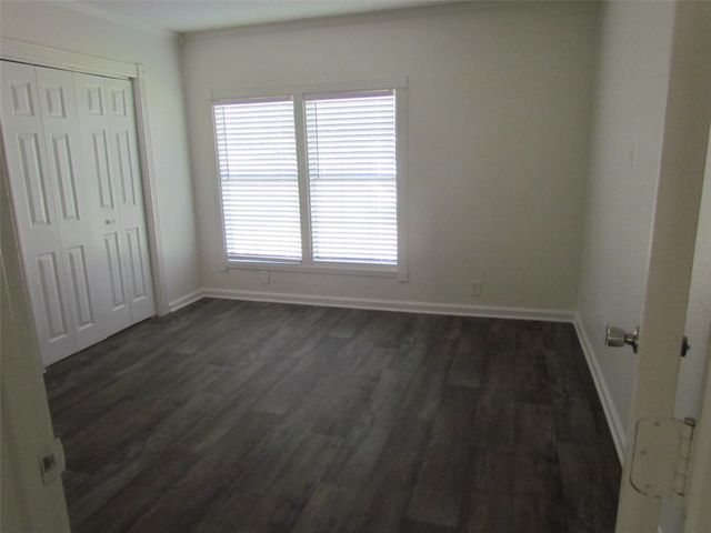 716 Via Bravo, Mesquite, TX 75150