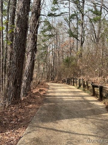 65 Jasmine Forest, Wetumpka, AL 36092