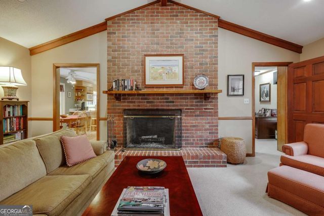 1611 Crystal Hills Drive, Athens, GA 30606