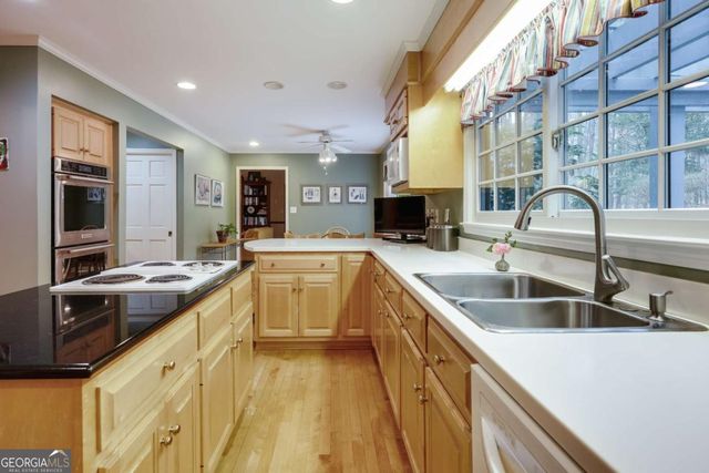 1611 Crystal Hills Drive, Athens, GA 30606