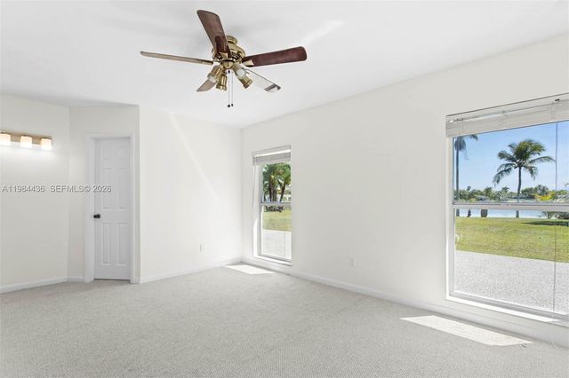 11807 SW 112th Ave, Miami, FL 33176