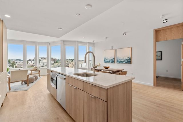 120 Nantasket PH5, Hull, MA 02045