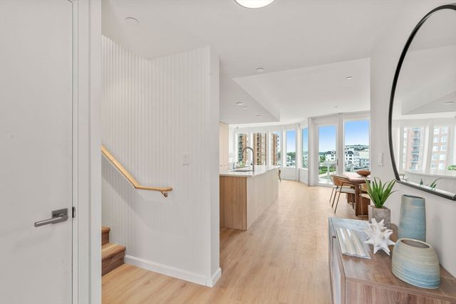 120 Nantasket PH5, Hull, MA 02045