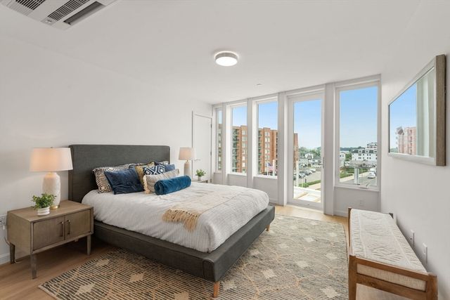 120 Nantasket PH5, Hull, MA 02045