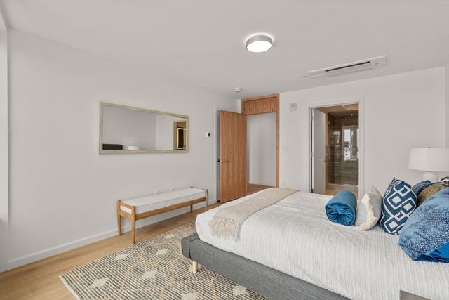 120 Nantasket PH5, Hull, MA 02045