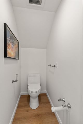 120 Nantasket PH5, Hull, MA 02045