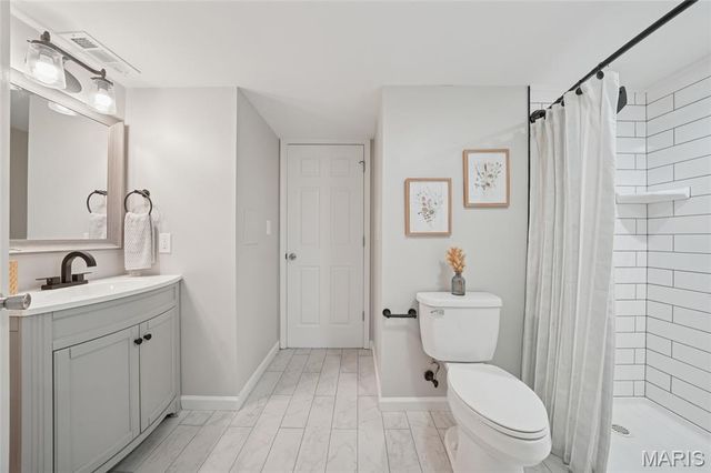 12381 Merrick Drive, St Louis, MO 63146