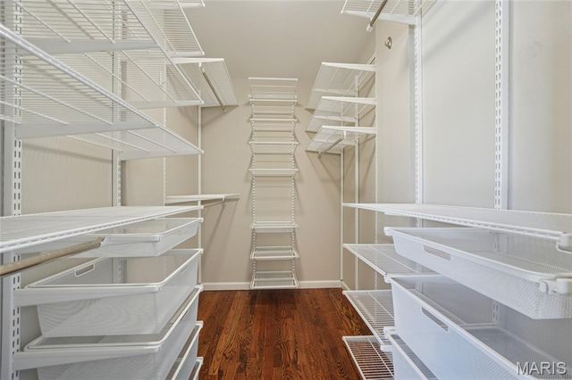 12381 Merrick Drive, St Louis, MO 63146