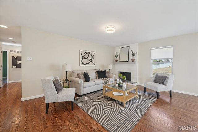 12381 Merrick Drive, St Louis, MO 63146