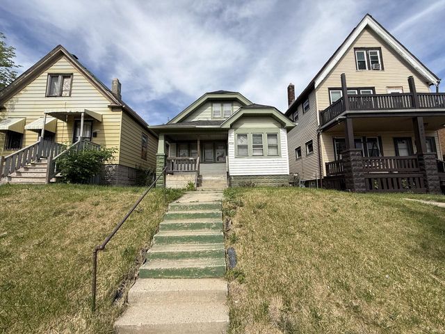 3357 N 20th STREET, Milwaukee, WI 53206