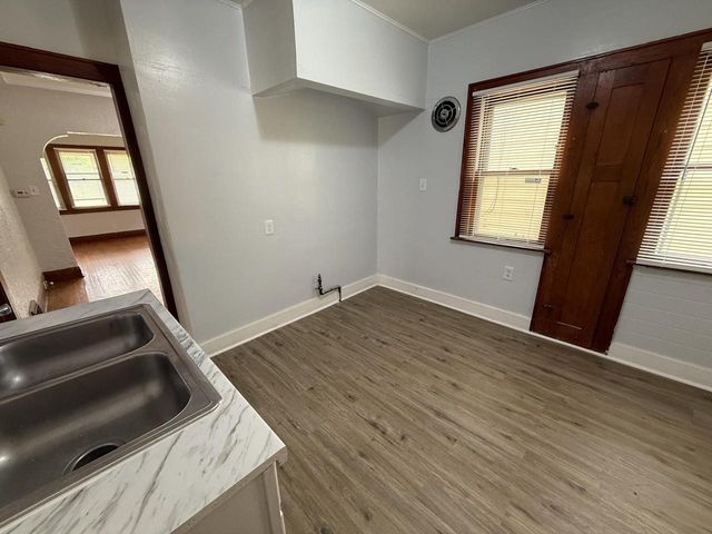 3357 N 20th STREET, Milwaukee, WI 53206