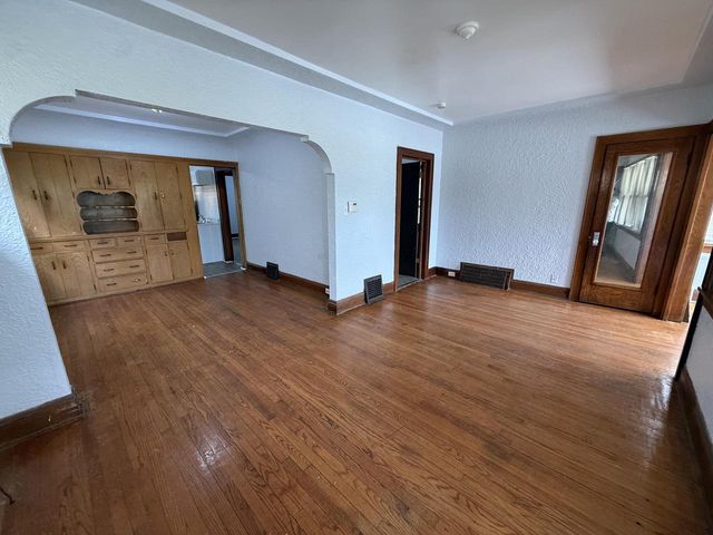 3357 N 20th STREET, Milwaukee, WI 53206