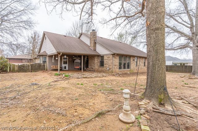 2505 Royal Scots, Fort Smith, AR 72908
