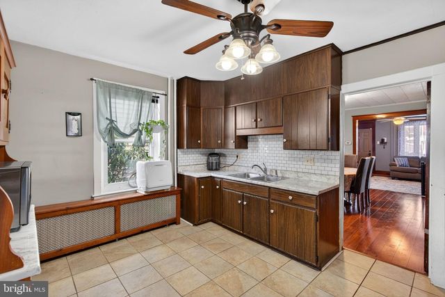 430 FAIRVIEW ST, Reading, PA 19605