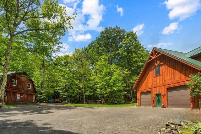 482 East Dover Road, Wardsboro, VT 05355